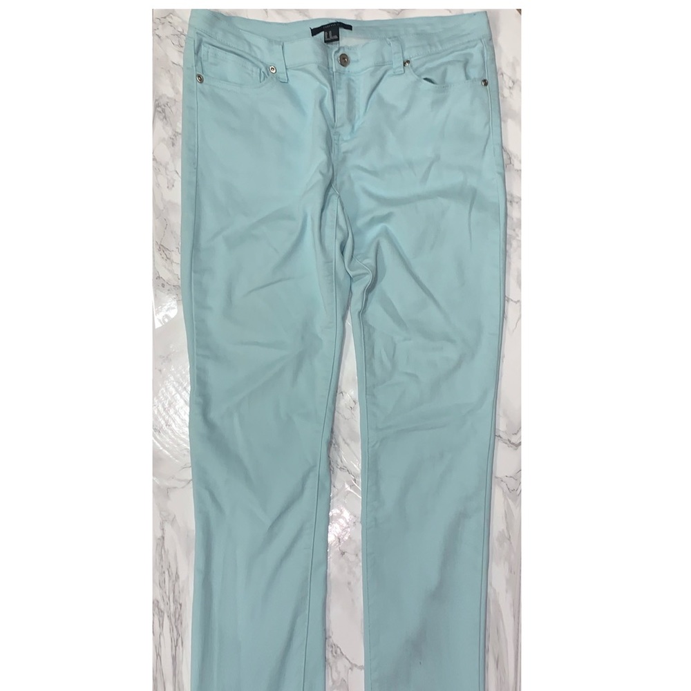 Forever 21 Light Blue Jeans Size 29
